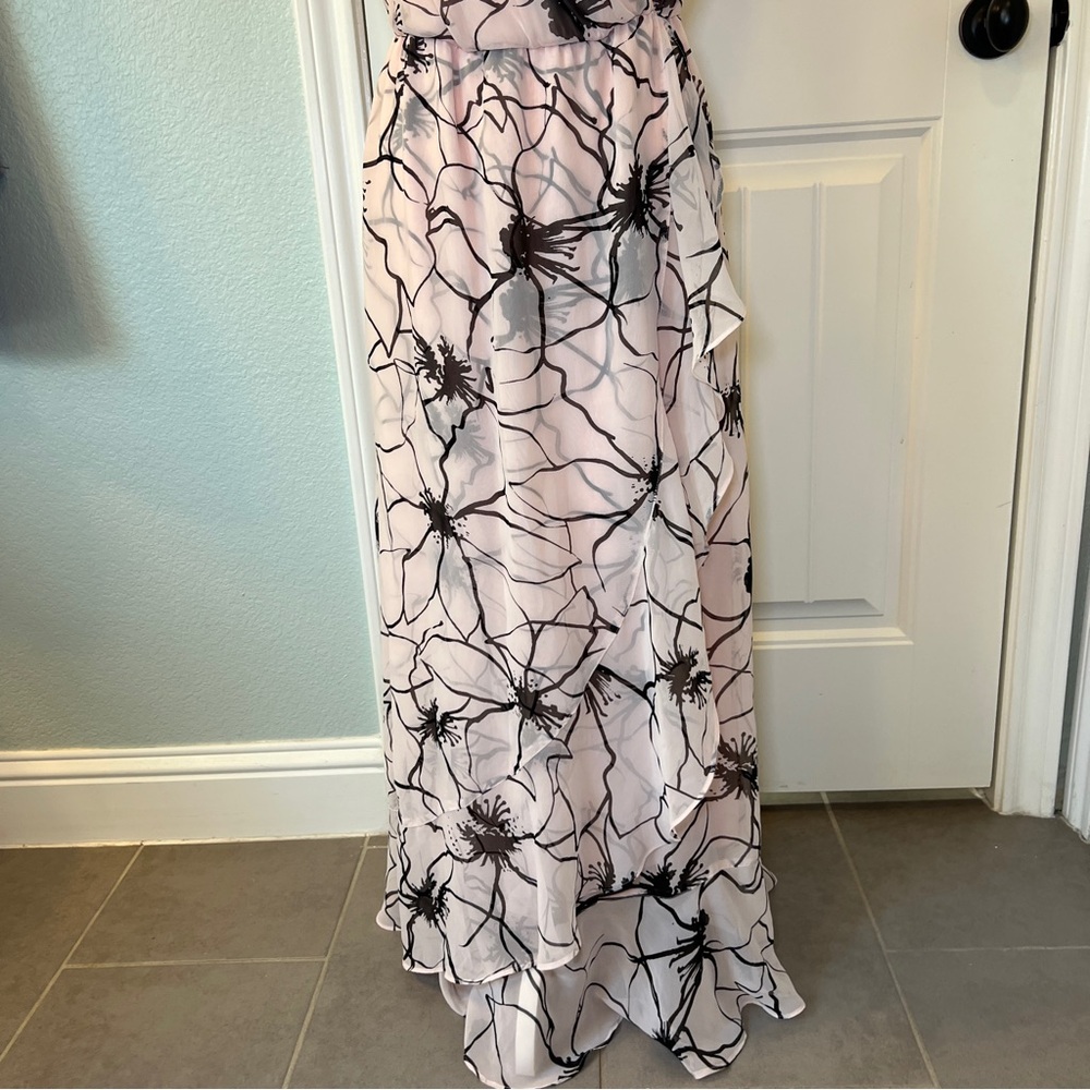 Banana Republic Baby Pink and Black Flowy Floral‎ Maxi Dress Size 4 - Picture 5 of 16